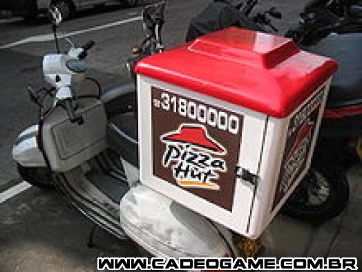 http://upload.wikimedia.org/wikipedia/commons/thumb/3/3a/Pizza_delivery_moped_HongKong.jpg/220px-Pizza_delivery_moped_HongKong.jpg